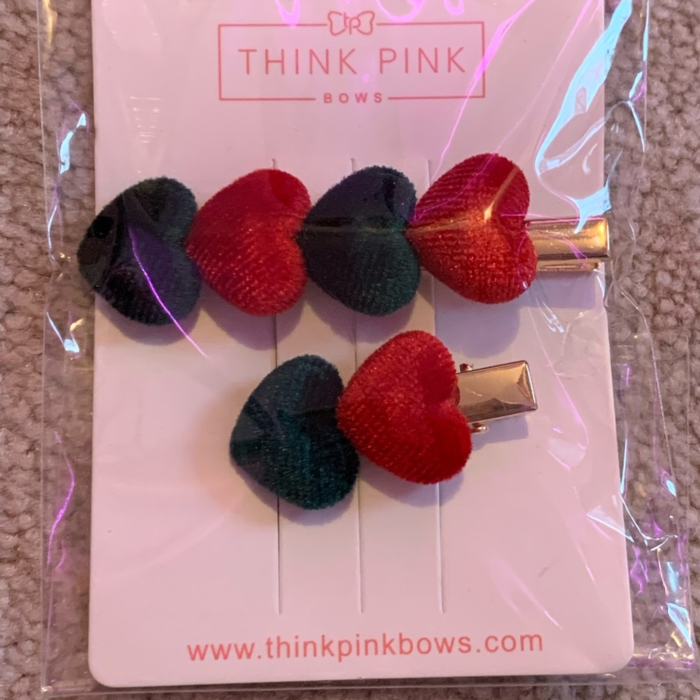unopened set of cute heart hair clips